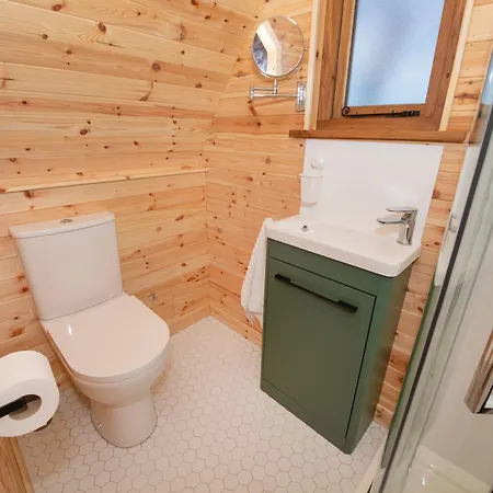 Deluxe Scandi Glamping Pod - Comfort ラグジュアリーテント