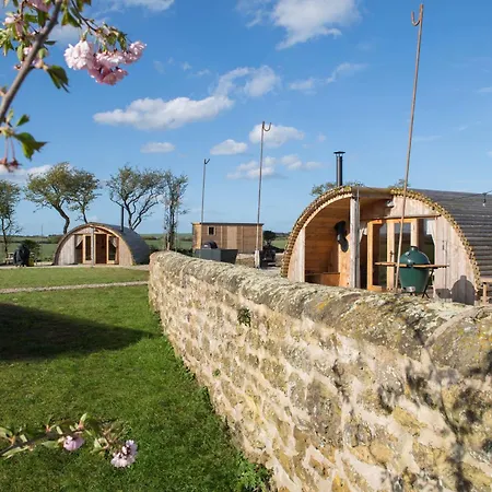 Deluxe Scandi Glamping Pod - Comfort * Ebberston