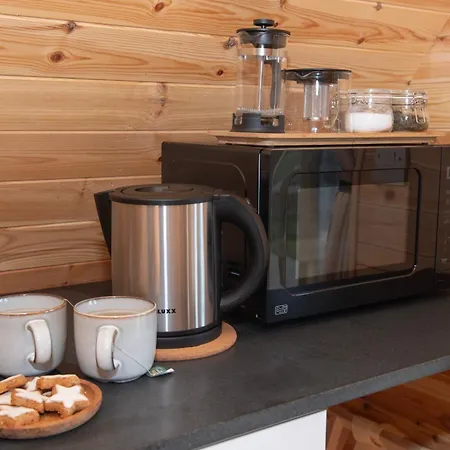 Deluxe Scandi Glamping Pod - Comfort *